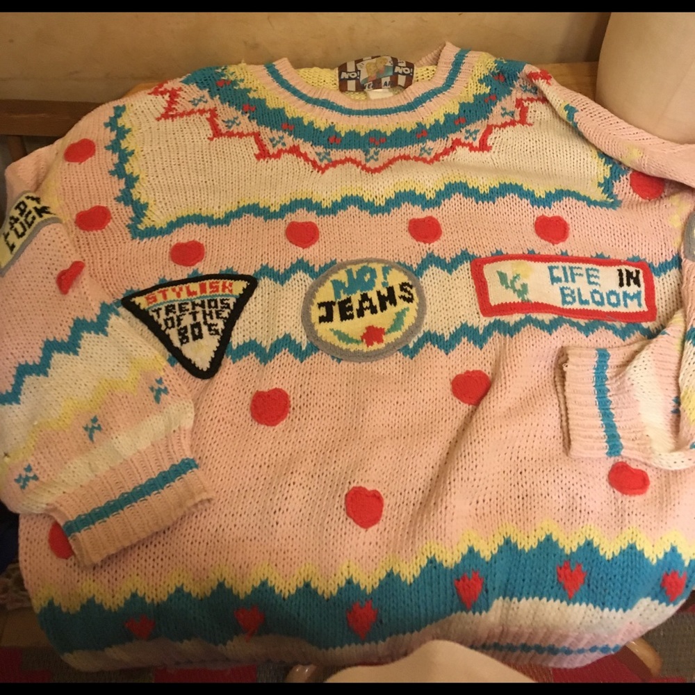 80's FLASHBACK AWESOME NO SWEATER OVERSIZED CUTIE